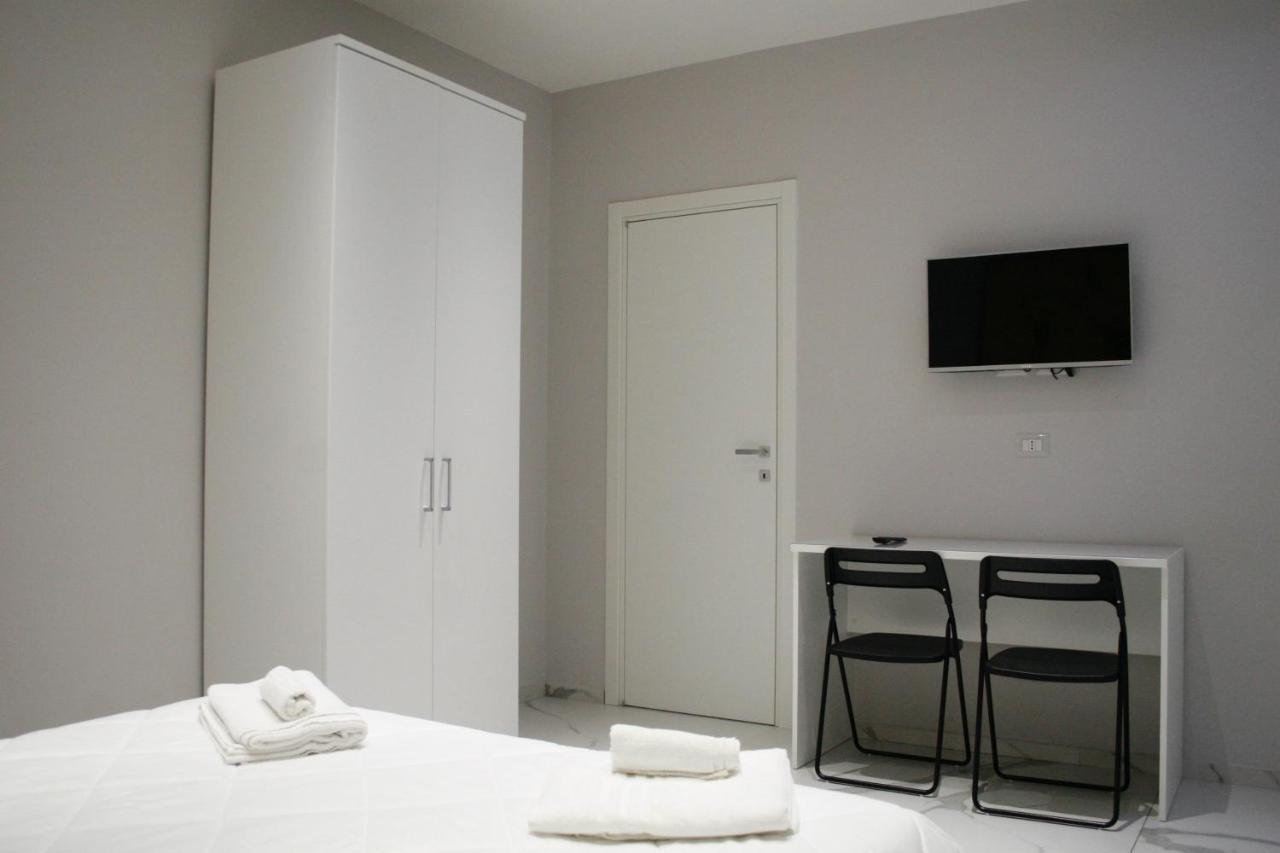 Apartments Via Piave Матера Экстерьер фото