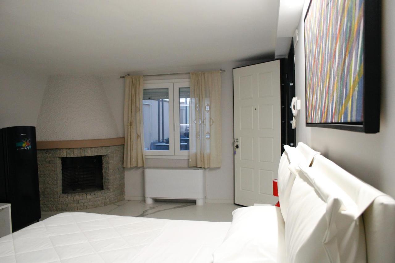 Apartments Via Piave Матера Экстерьер фото